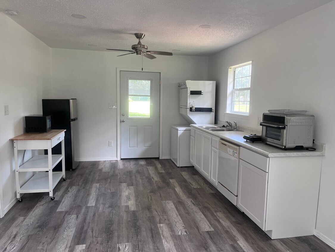 Foto principal - 31219 Vernon Talley Rd