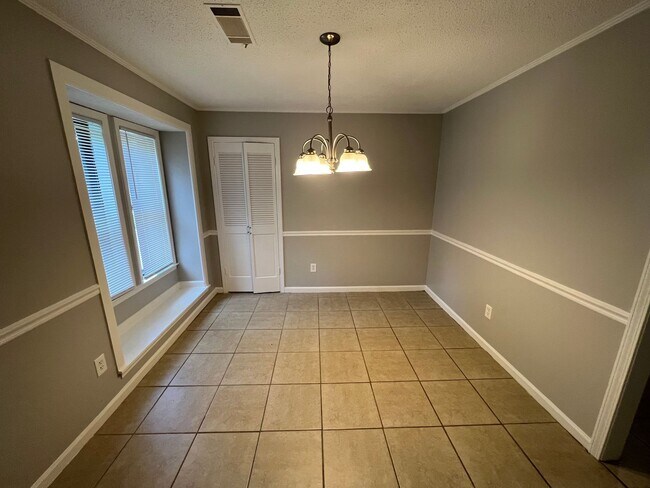 Foto del edificio - Spacious 3 Bedroom, 2 Bath Home | Raleigh - Open To Section 8