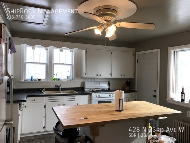 Building Photo - 428 N 23rd Ave W