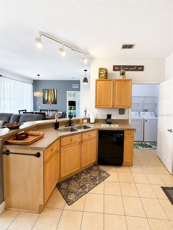 Foto del edificio - 313 Terrace Ridge Cir