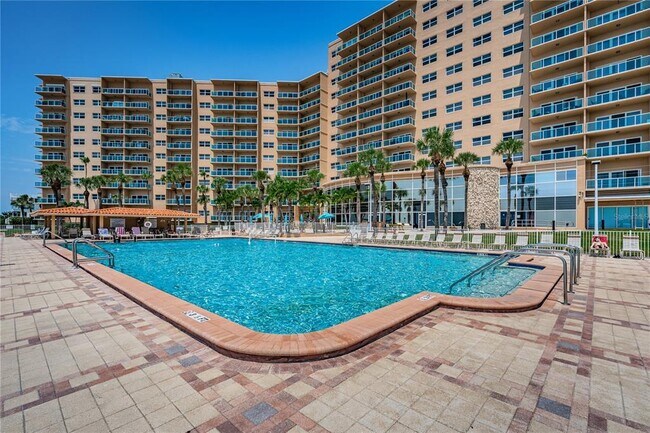 Foto del edificio - 880 Mandalay Ave