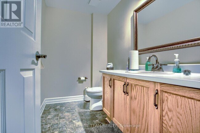 Building Photo - 55 McGibbon Dr