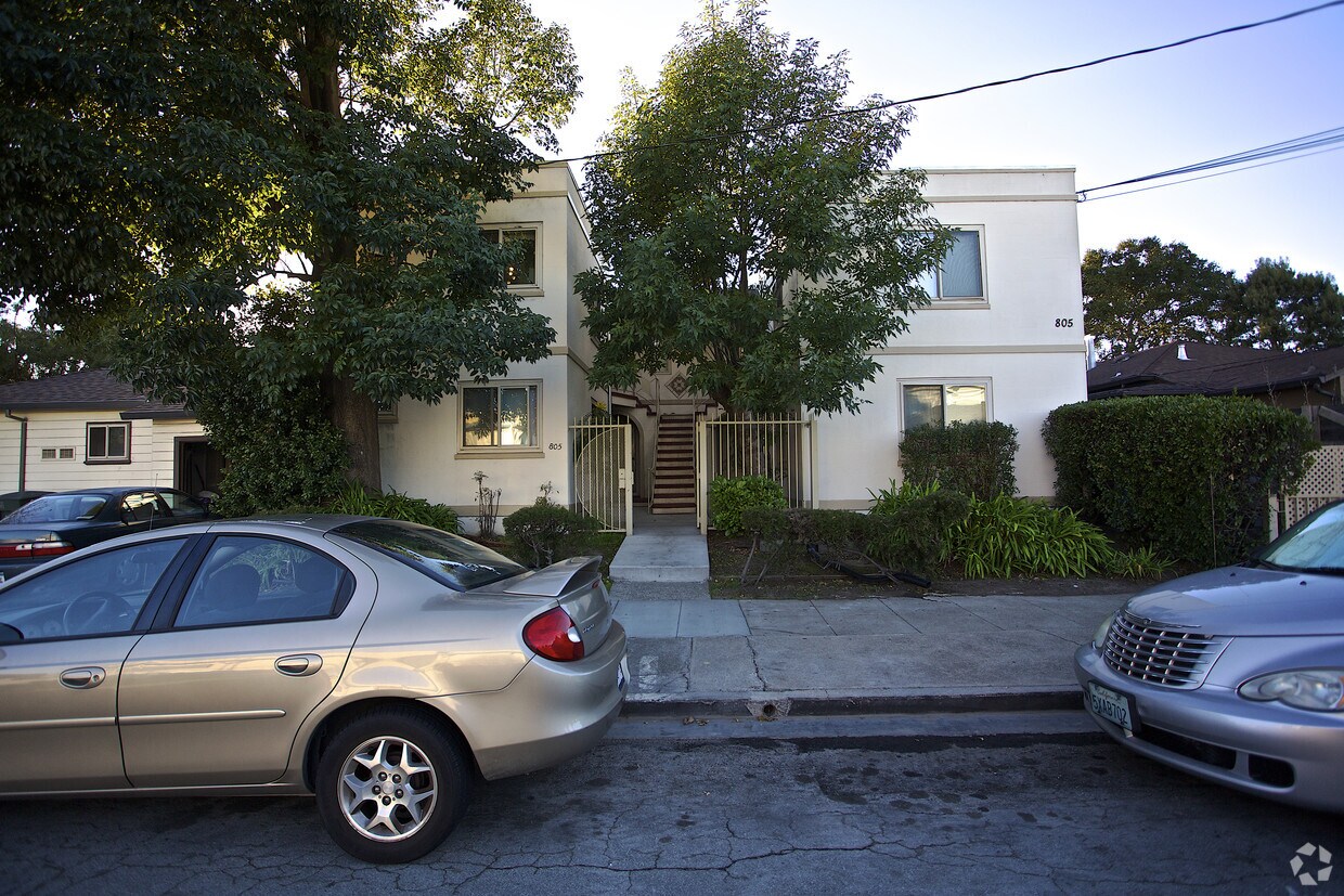 Primary Photo - 805 4th Ave