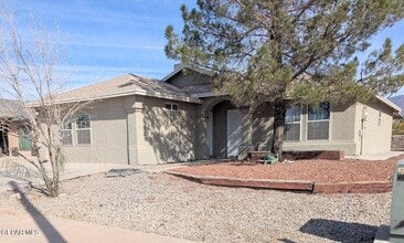 Building Photo - 5857 W Valley Cir