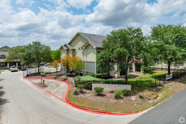 Building Photo - Stratton Oaks