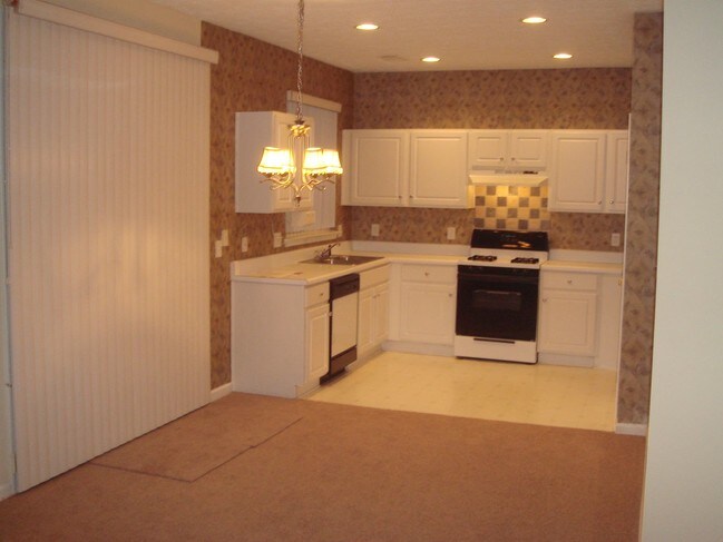 Building Photo - 707 Windcroft Circle Northwest