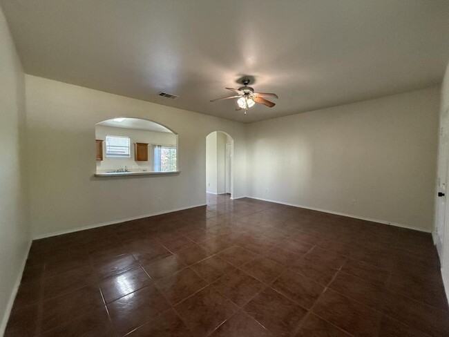 Foto del edificio - 5316 Joshua Ct