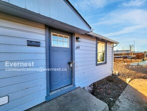 Building Photo - 245 S Hazel Ct
