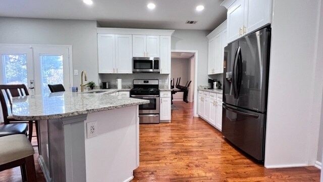 Building Photo - 2003 Clearstream Overlook