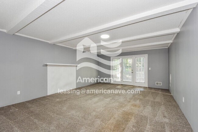 Foto del edificio - 630 White Falls Dr