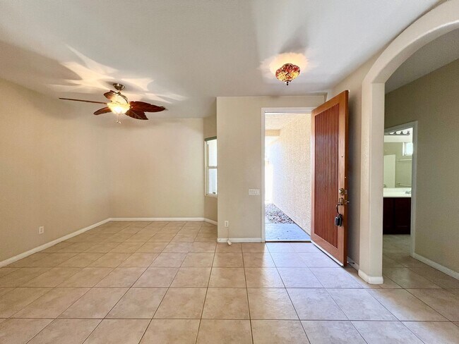 Foto del edificio - 3BD/2BA SINGLE STORY HOME IN SUMMERLIN! CO...