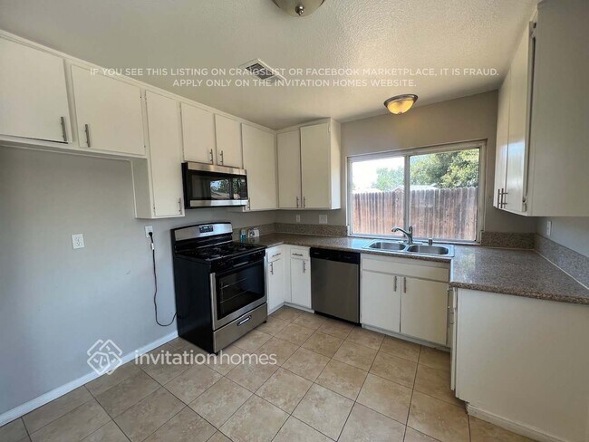 Building Photo - 6838 Olympia Dr