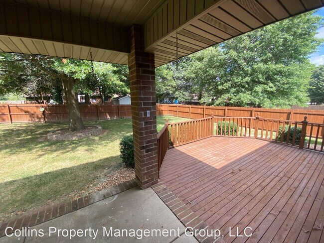 Foto del edificio - 3 br, 2 bath House - 511 S. Pepperhill