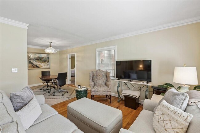 Foto del edificio - 1356 Telford Dr NE