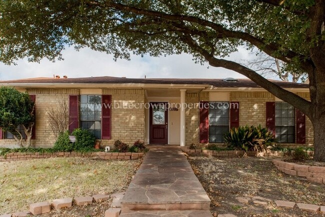 Foto del edificio - 10239 Catalpa Rd