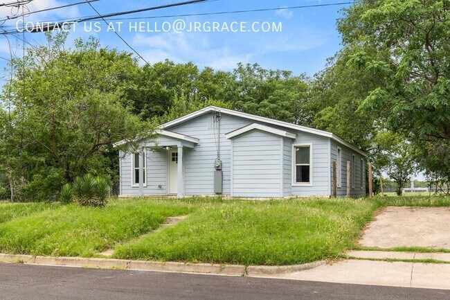 Building Photo - 1022 Chestnut St