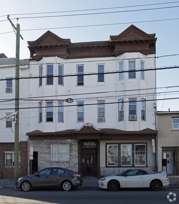 Foto del edificio - 491 Palisade Ave