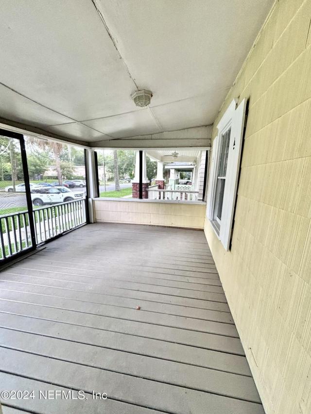 Building Photo - 3 bedroom in Jacksonville FL 32205
