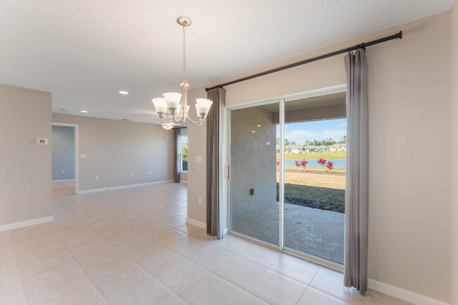 Building Photo - 2025 Havasu Falls Dr