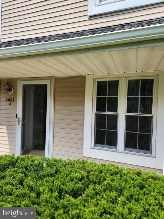 Foto del edificio - 4003A Saxony Dr