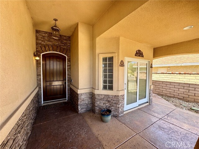 Foto del edificio - 13880 Evergreen Ln