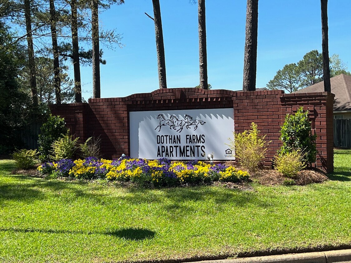 Dothan Farms 400 Burt Dr Dothan, AL Apartments for Rent in Dothan