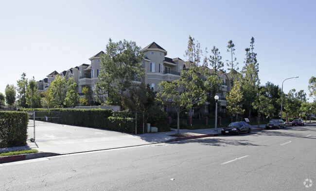 Foto del edificio - Cypress Pointe Senior Community