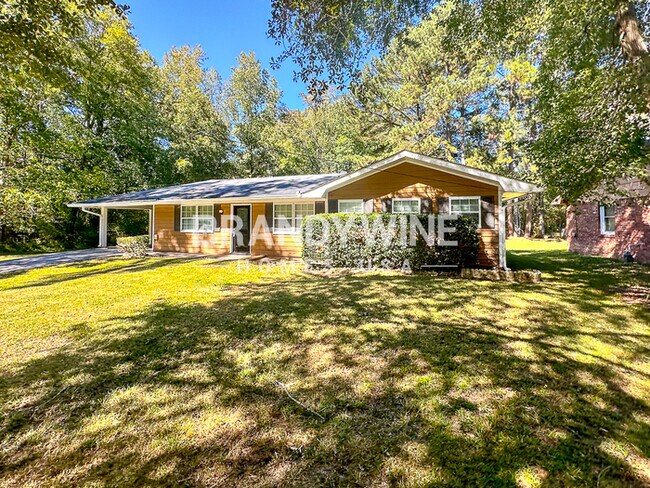 Foto del edificio - 6230 Cedar Wood Dr