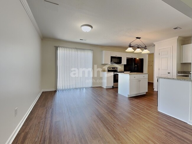 Building Photo - 5721 Gaboury Ln