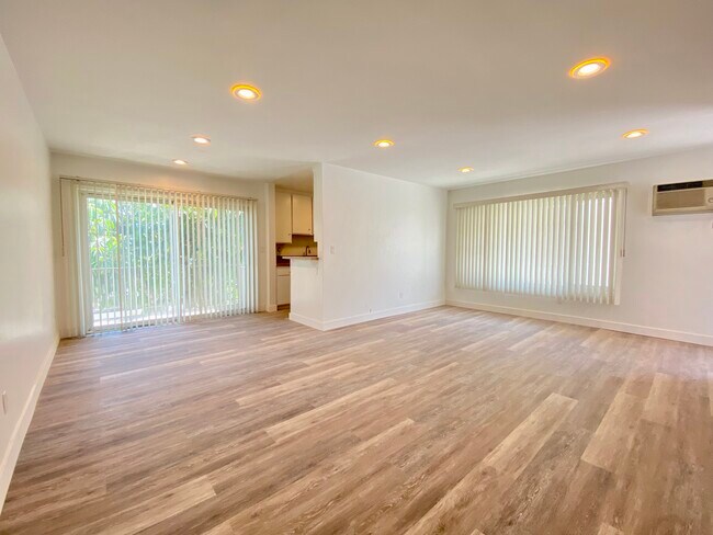 Foto del edificio - 125 S Croft Ave