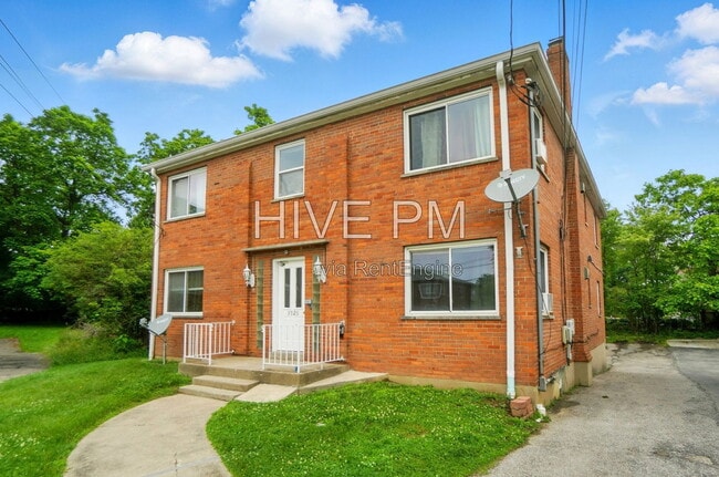 Building Photo - 3926 E Gatewood Ln