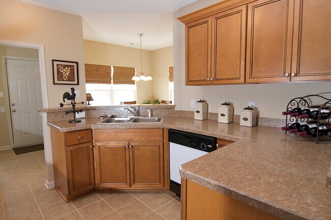 Building Photo - Promenade at River Landing