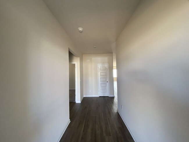 Foto del edificio - $500 off one month!!!  Section 8 accepted....