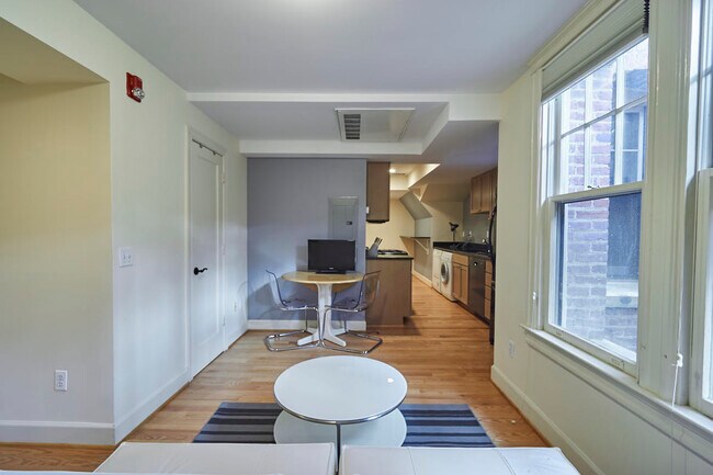 Foto del edificio - 2902 Porter St NW