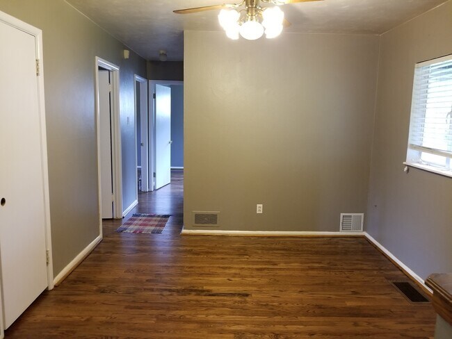 Foto del edificio - Cozy 3 Bedroom Home Near Hampden and I-25....