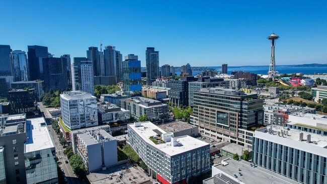 Building Photo - Modern Air Conditioned South Lake Union Loft