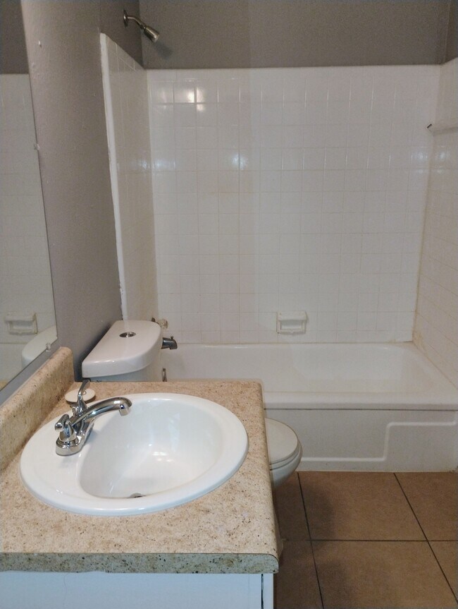 Foto del edificio - 3530 McVea St