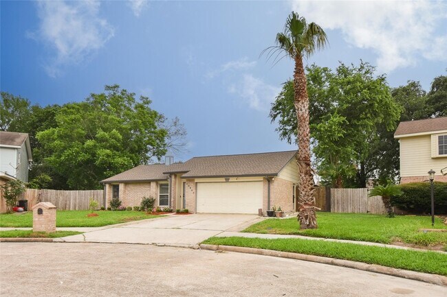 Building Photo - 10803 Drakeland Dr