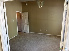 Building Photo - 226 Lottie Ln