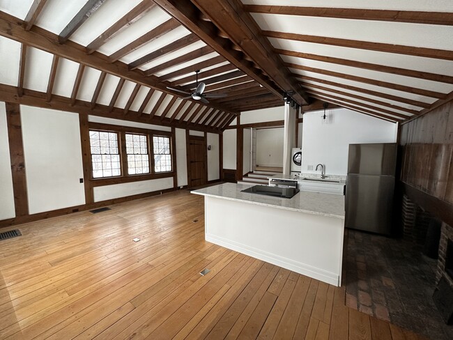 View from ktichen towards bedroom - 5166 Shelburne Rd