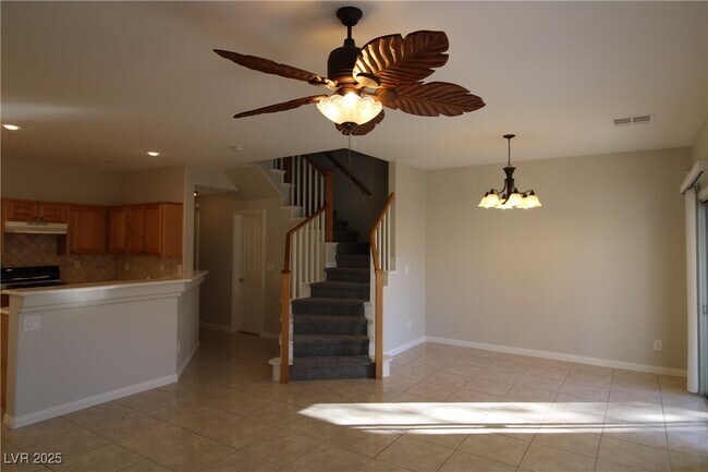 Foto del edificio - 1077 Slate Crossing Ln