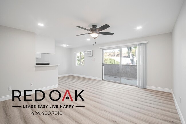 Foto del edificio - 821 N Wilcox Ave