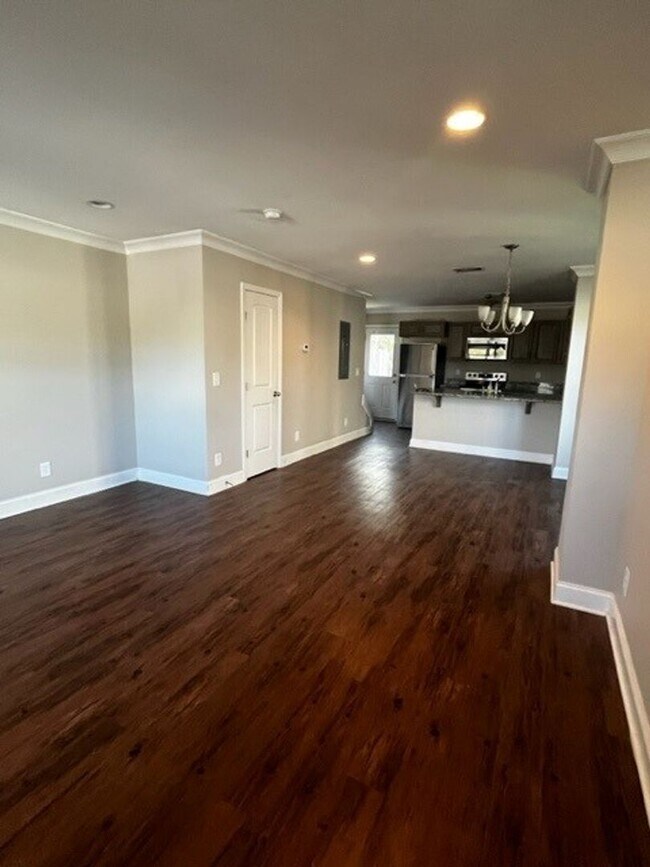 Foto del edificio - Affordable 2-Bedroom Townhome in the Heart of Lebanon, TN!