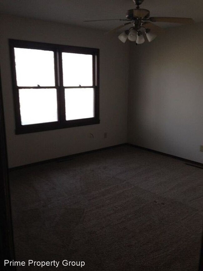 Building Photo - 503 S Urbana Ave