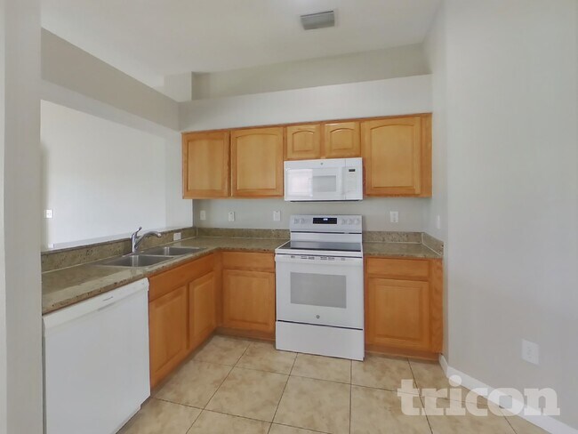 Building Photo - 3418 Thistledown Ln
