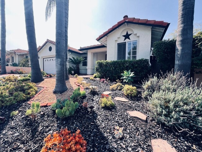 Building Photo - Oceanside Montego Community Two Bed/ Two B...