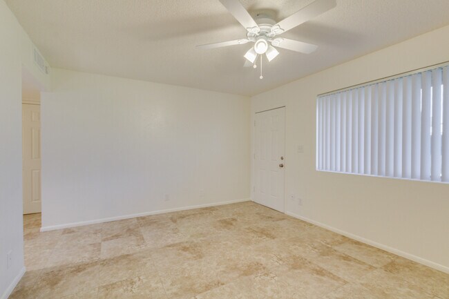 Foto del edificio - 3201 N 36th St