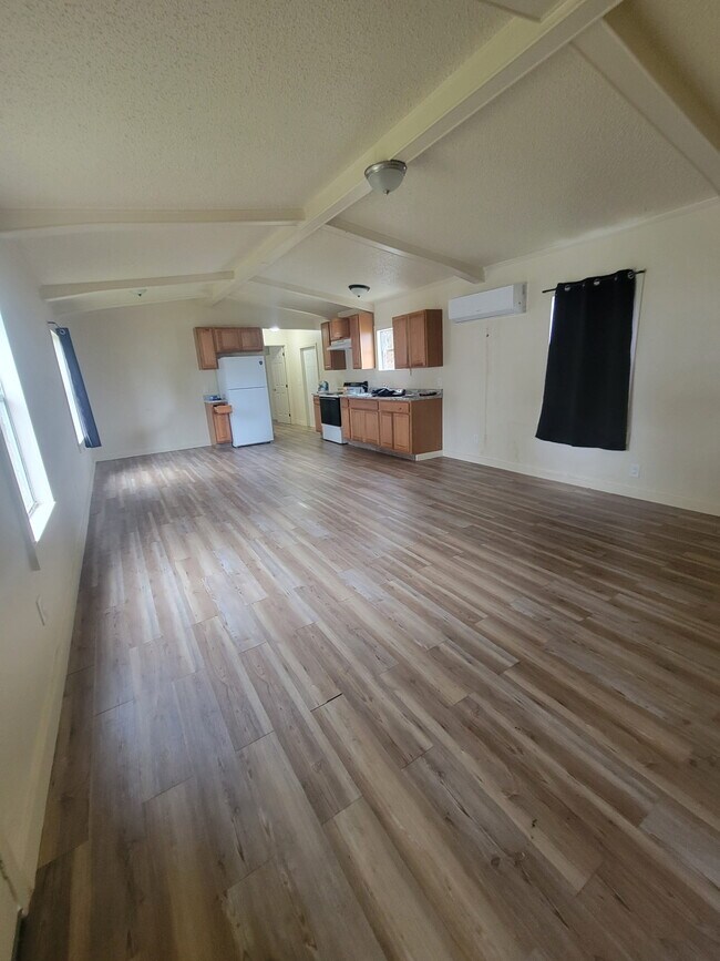 Foto del edificio - 207 Hickory Ave