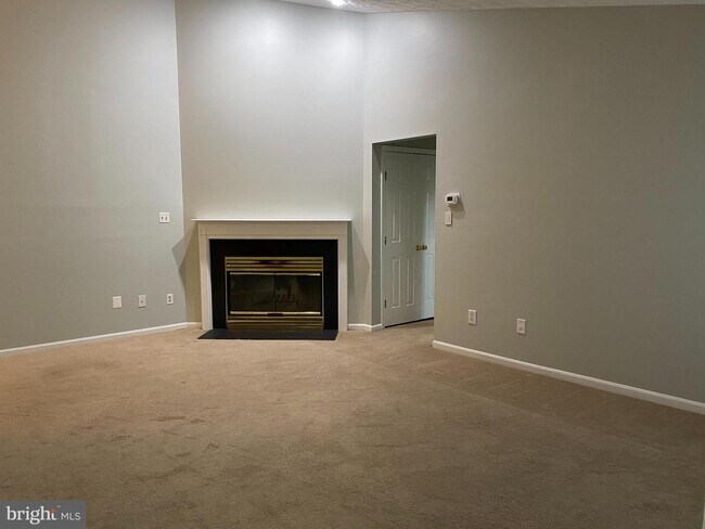 Foto del edificio - 23 Laurel Path Ct