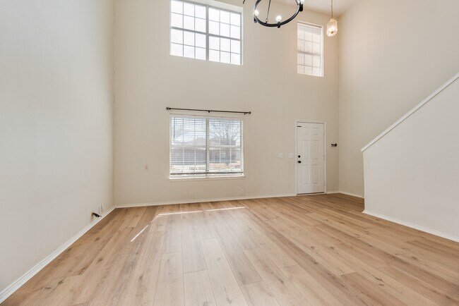 Foto del edificio - 4313 Hawk Ln